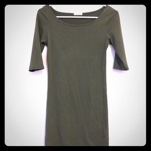 Body hugging midi dress